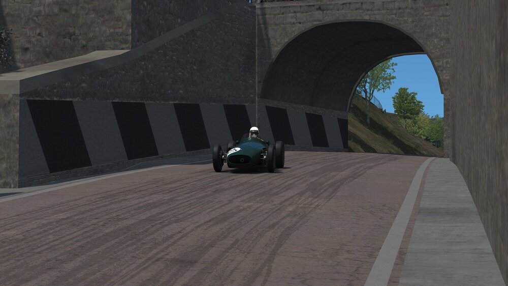 screenshot_ks_maserati_250f_6cyl_pescara_27-8-124-3-45-56.jpg